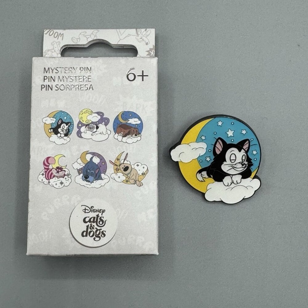 Loungefly Disney Cats & Dogs Moon Pin New Open Box FIGARO Pinocchio